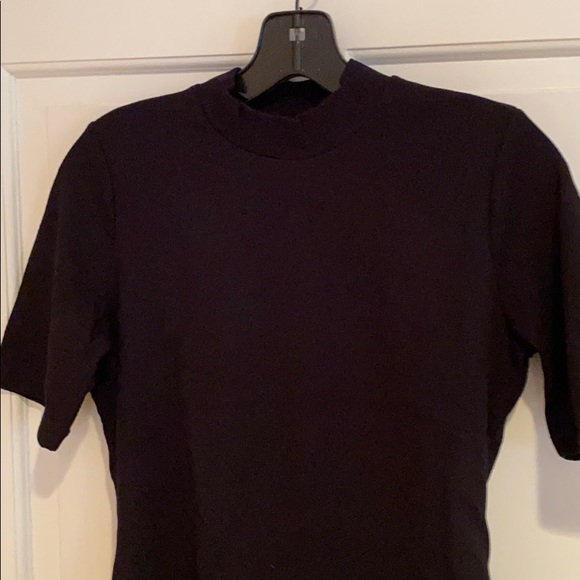 COPY - Club Monaco mock-neck tee - Picture 4 of 6